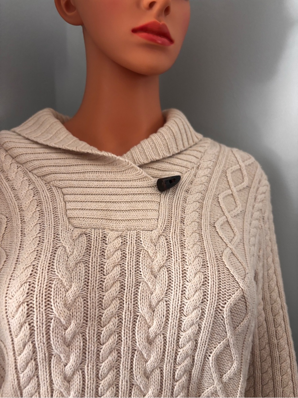 JEANNE PIERRE Cable-Knit Shawl Collar Sweater - Cream